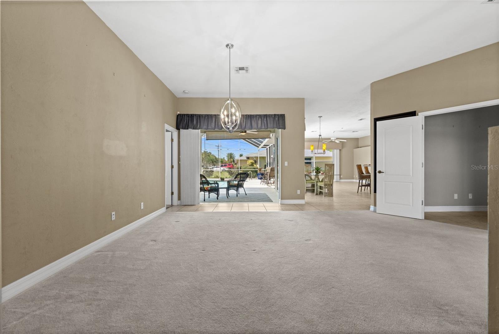 Image 14 of 48 For 410 20th Court