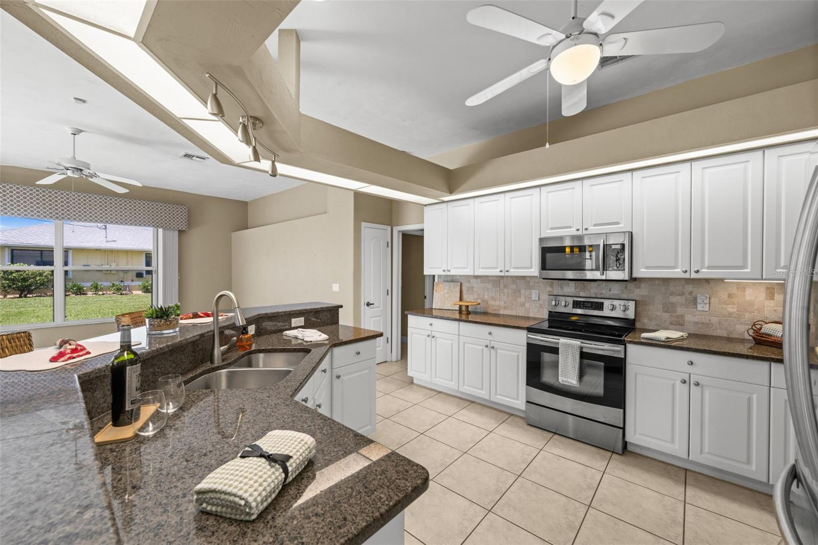 Image 2 of 48 For 410 20th Court