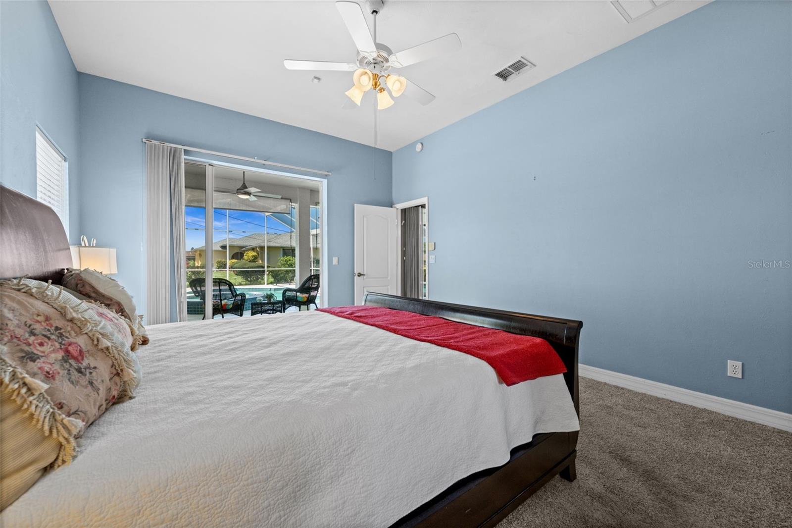 Image 23 of 48 For 410 20th Court