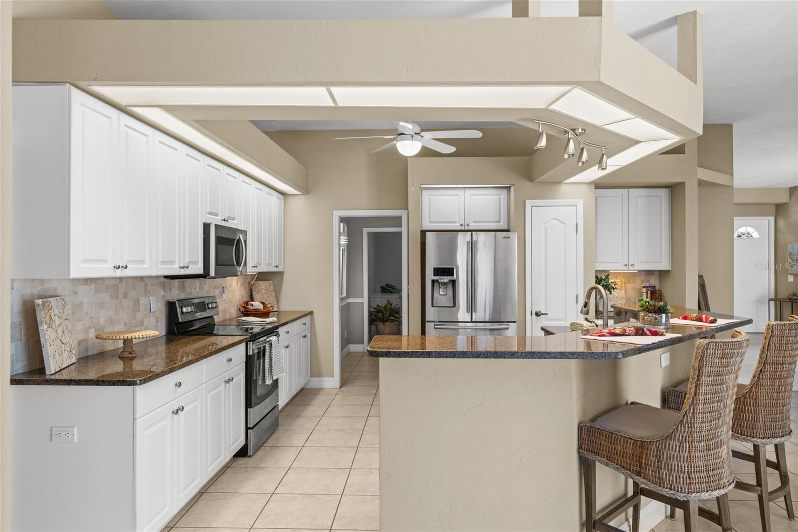 Image 3 of 48 For 410 20th Court