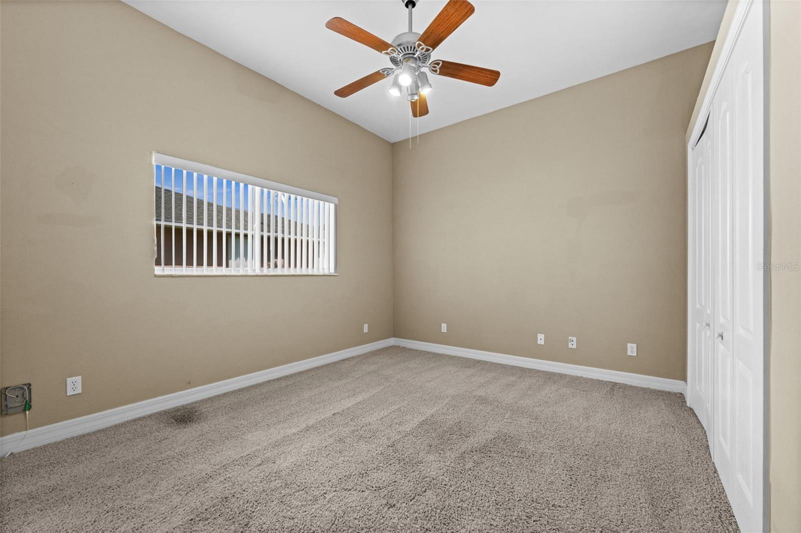 Image 31 of 48 For 410 20th Court