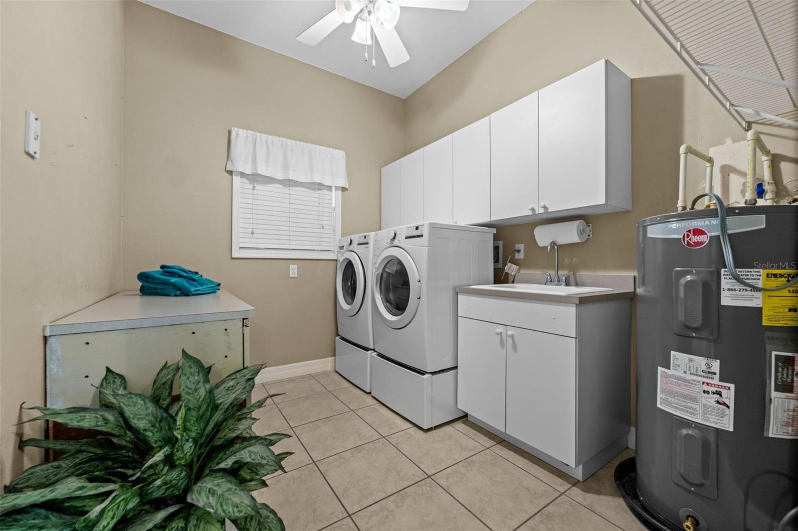 Image 34 of 48 For 410 20th Court