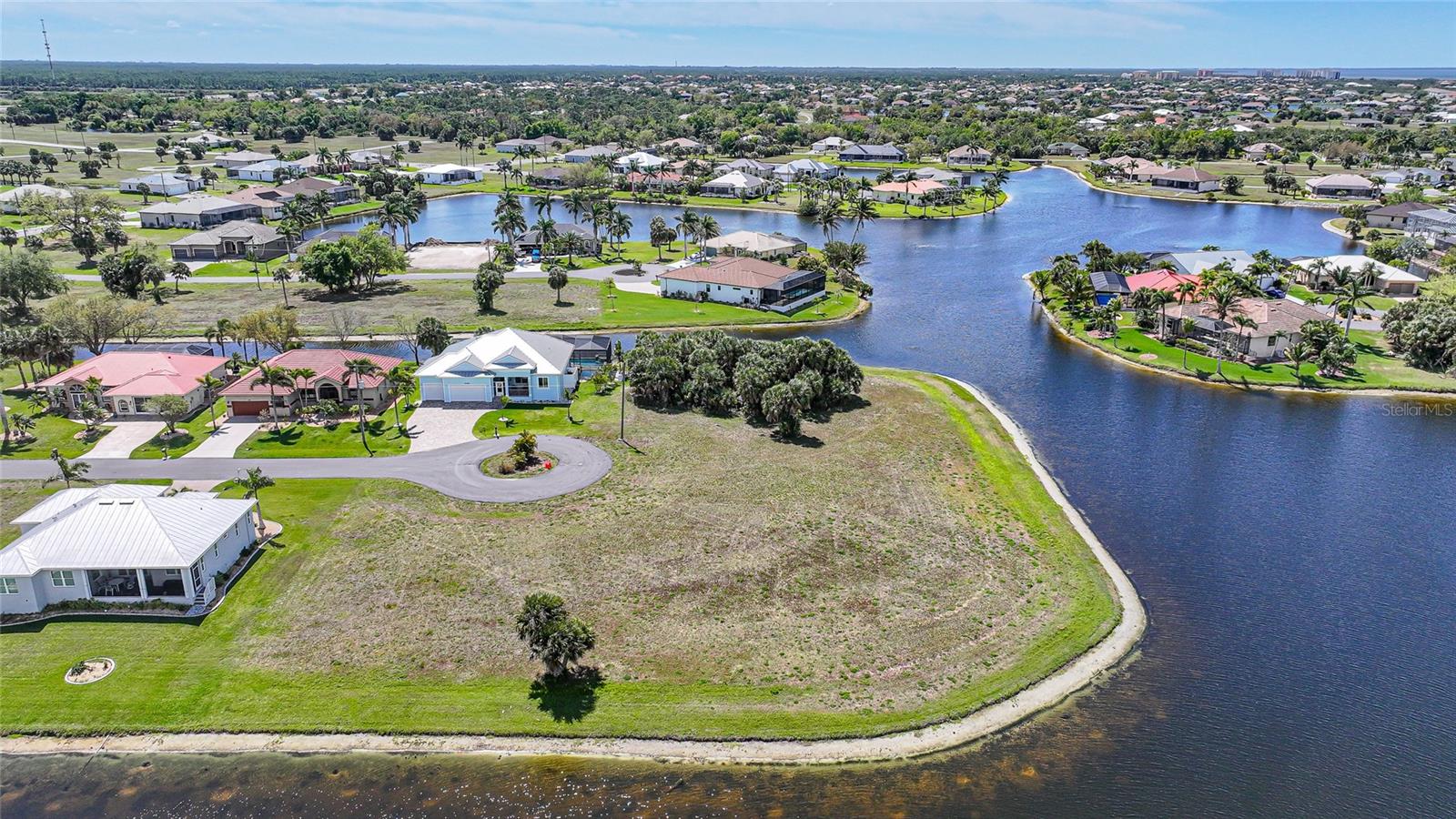 Image 16 of 29 For 16395 Nogales Court