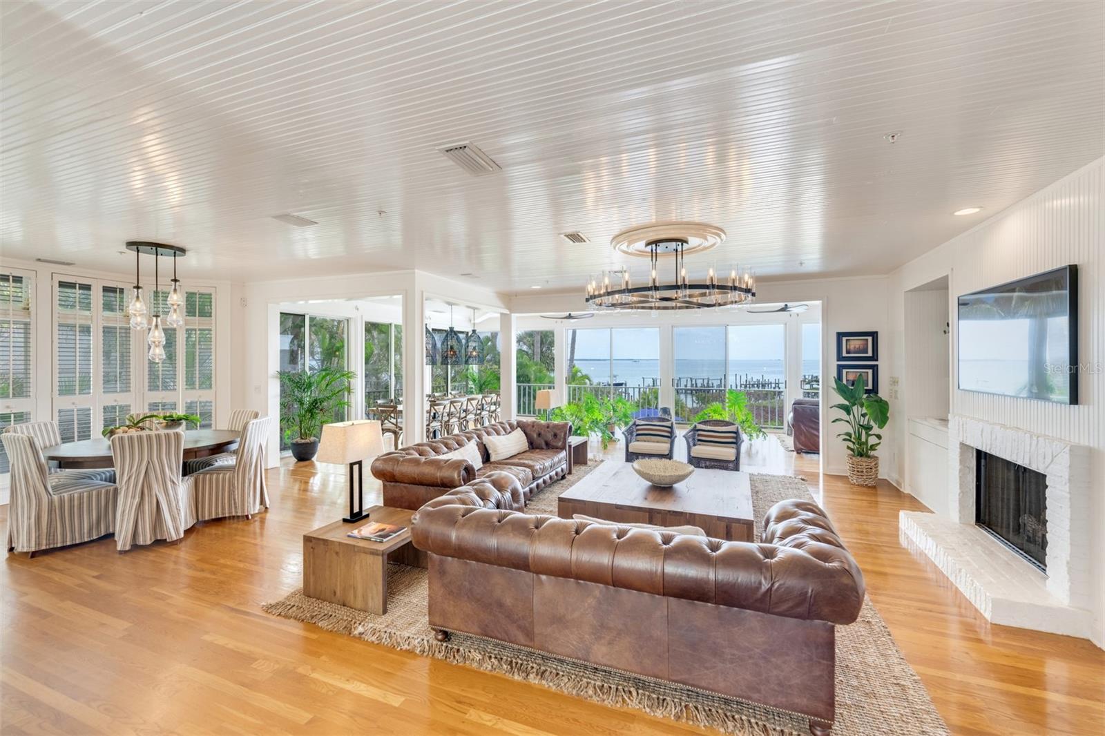 Image 12 of 47 For 218 Useppa Island