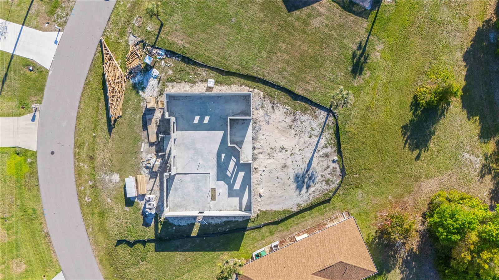 Image 4 of 12 For 26362 Guayaquil Drive