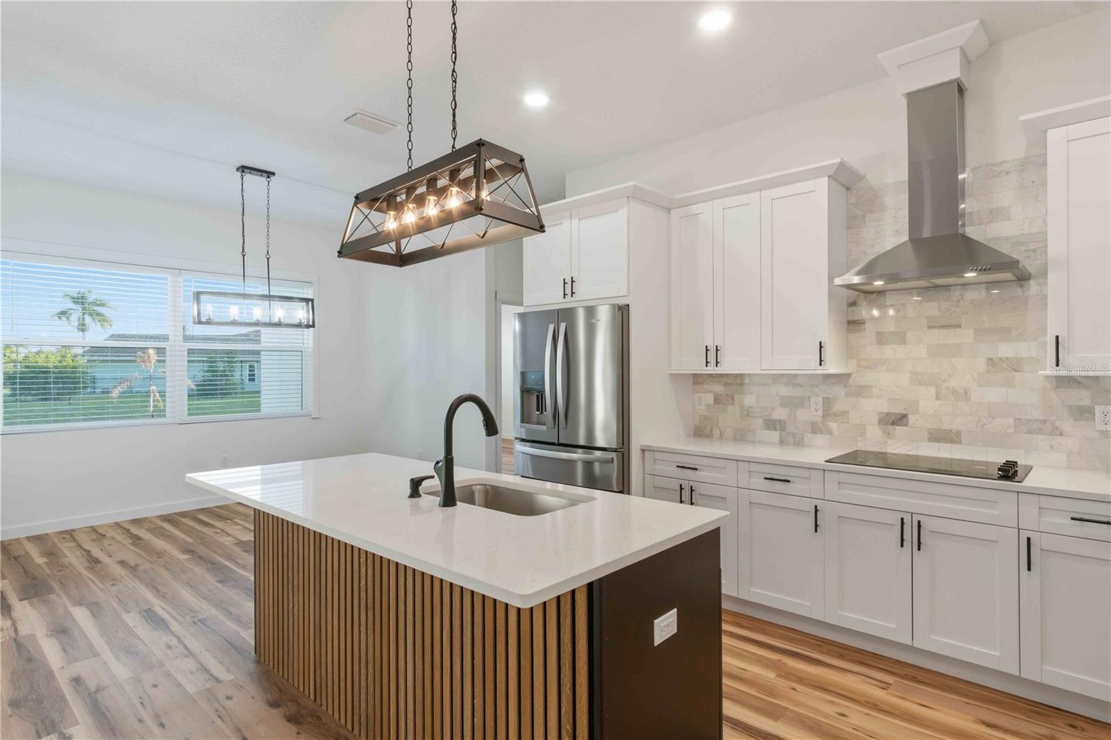 Image 14 of 80 For 25407 Rupert