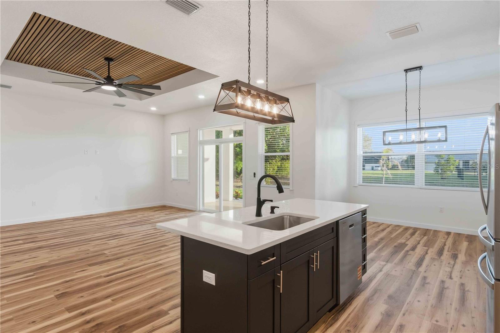 Image 22 of 80 For 25407 Rupert