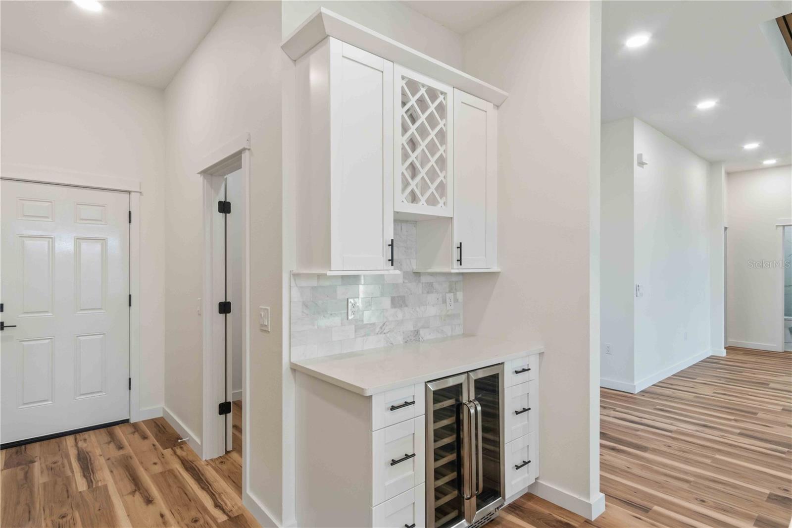 Image 65 of 80 For 25407 Rupert