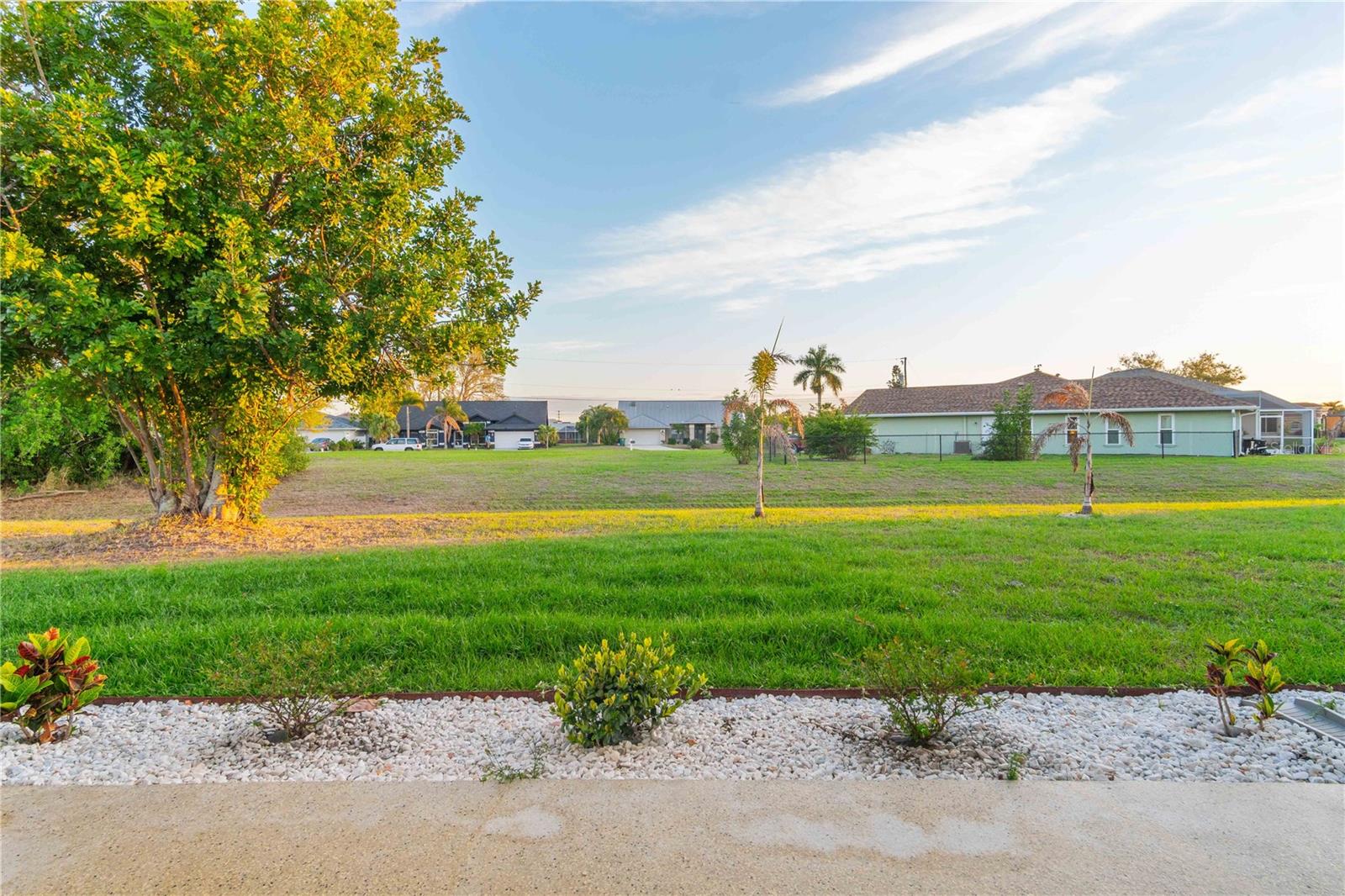 Image 72 of 80 For 25407 Rupert