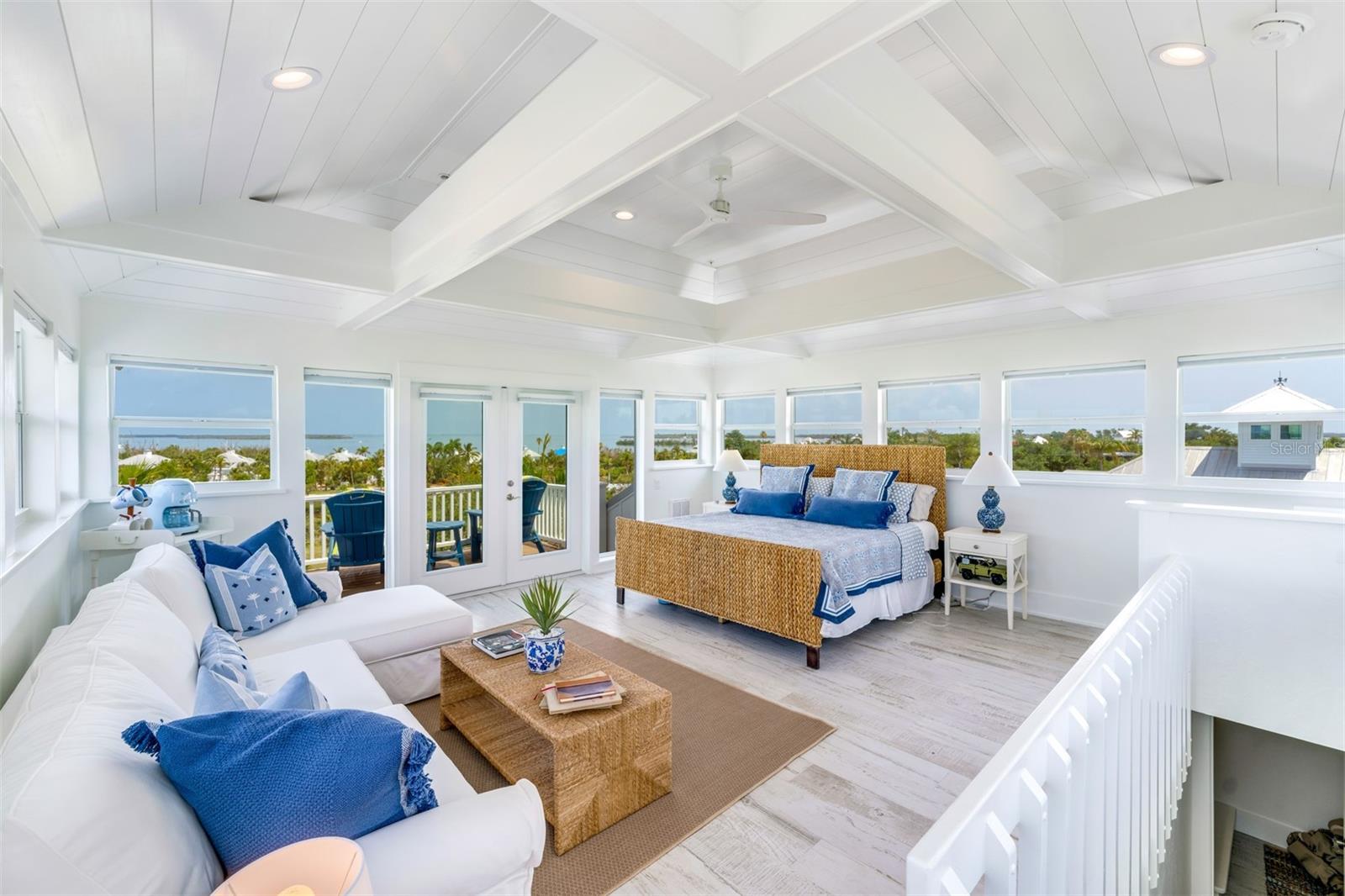 Image 22 of 43 For 328 Useppa  