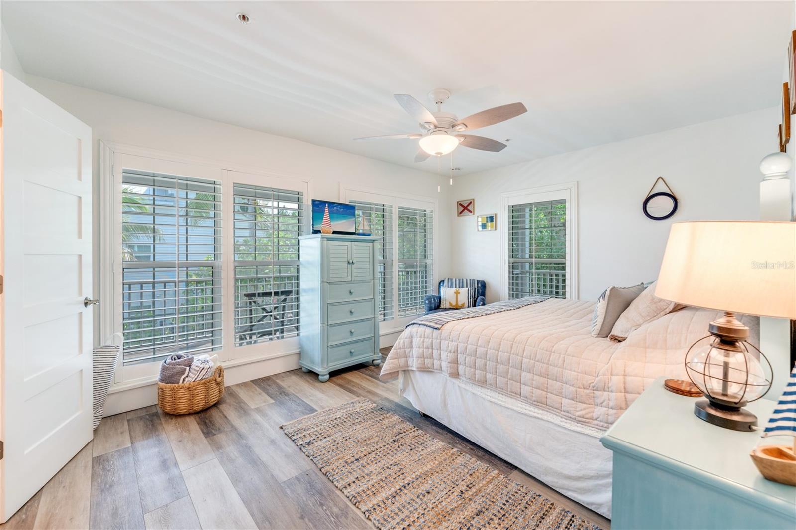 Image 40 of 43 For 328 Useppa  