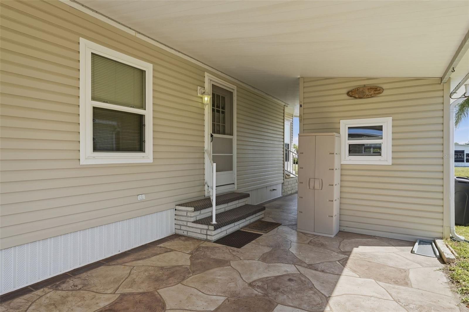 Image 11 of 81 For 212 Martinique Road