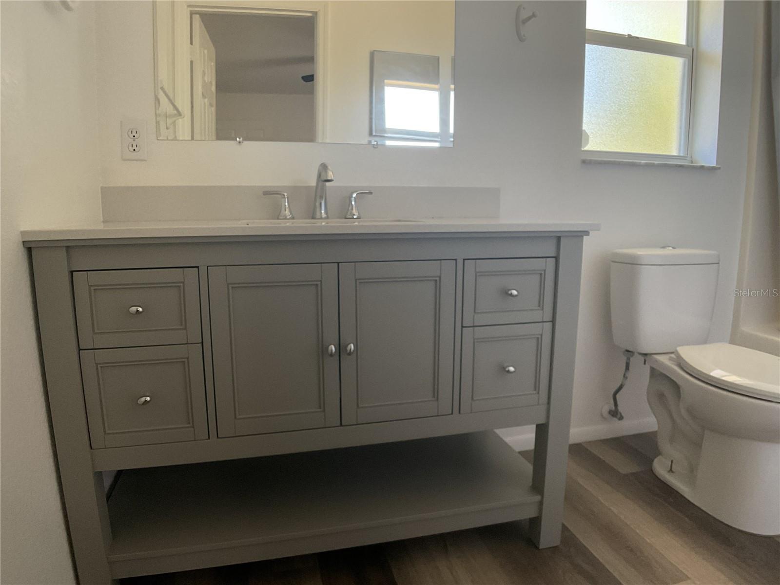 Image 22 of 68 For 1061+1065 Nomad Road