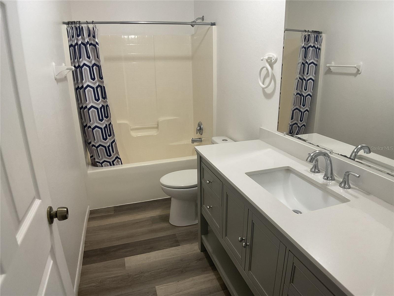 Image 28 of 68 For 1061+1065 Nomad Road