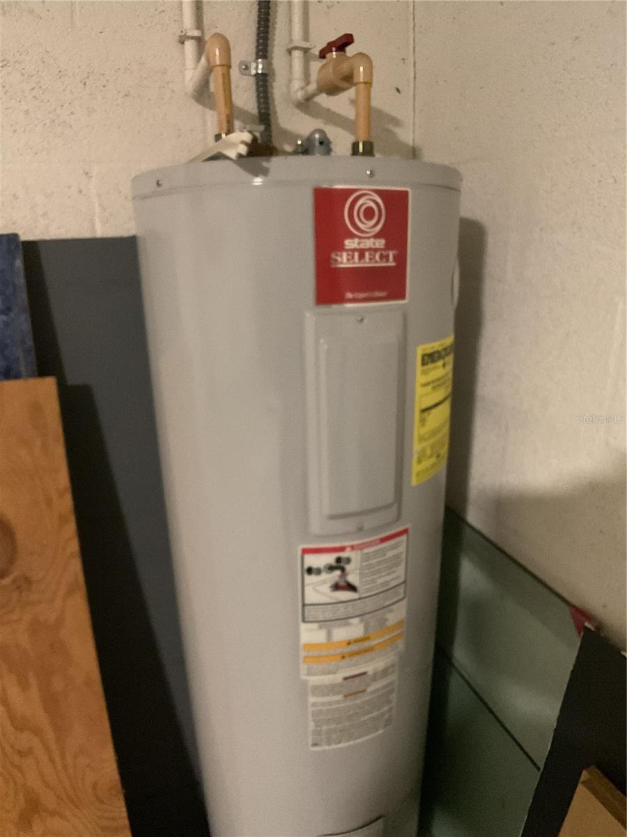 Image 32 of 68 For 1061+1065 Nomad Road