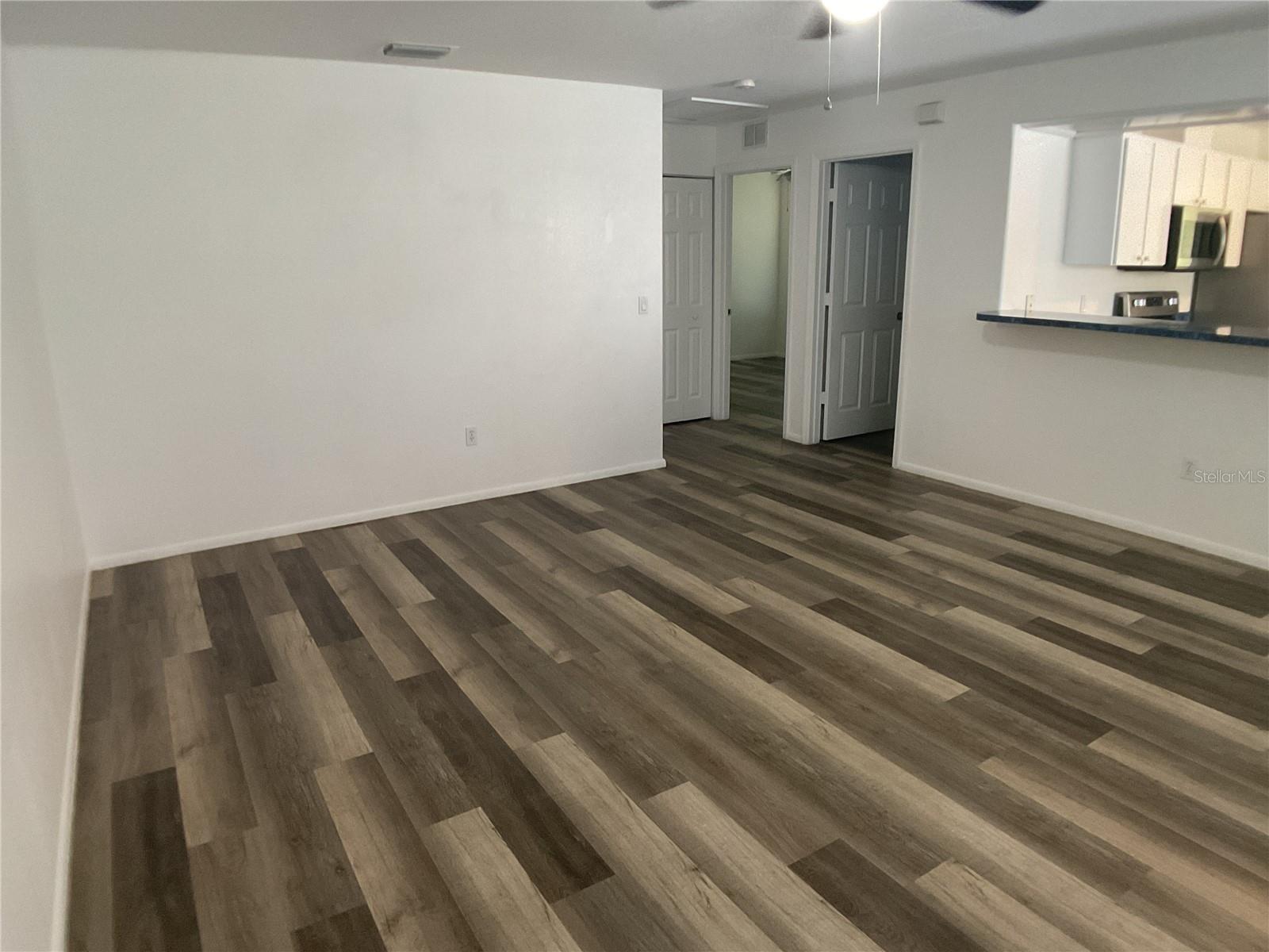 Image 7 of 68 For 1061+1065 Nomad Road