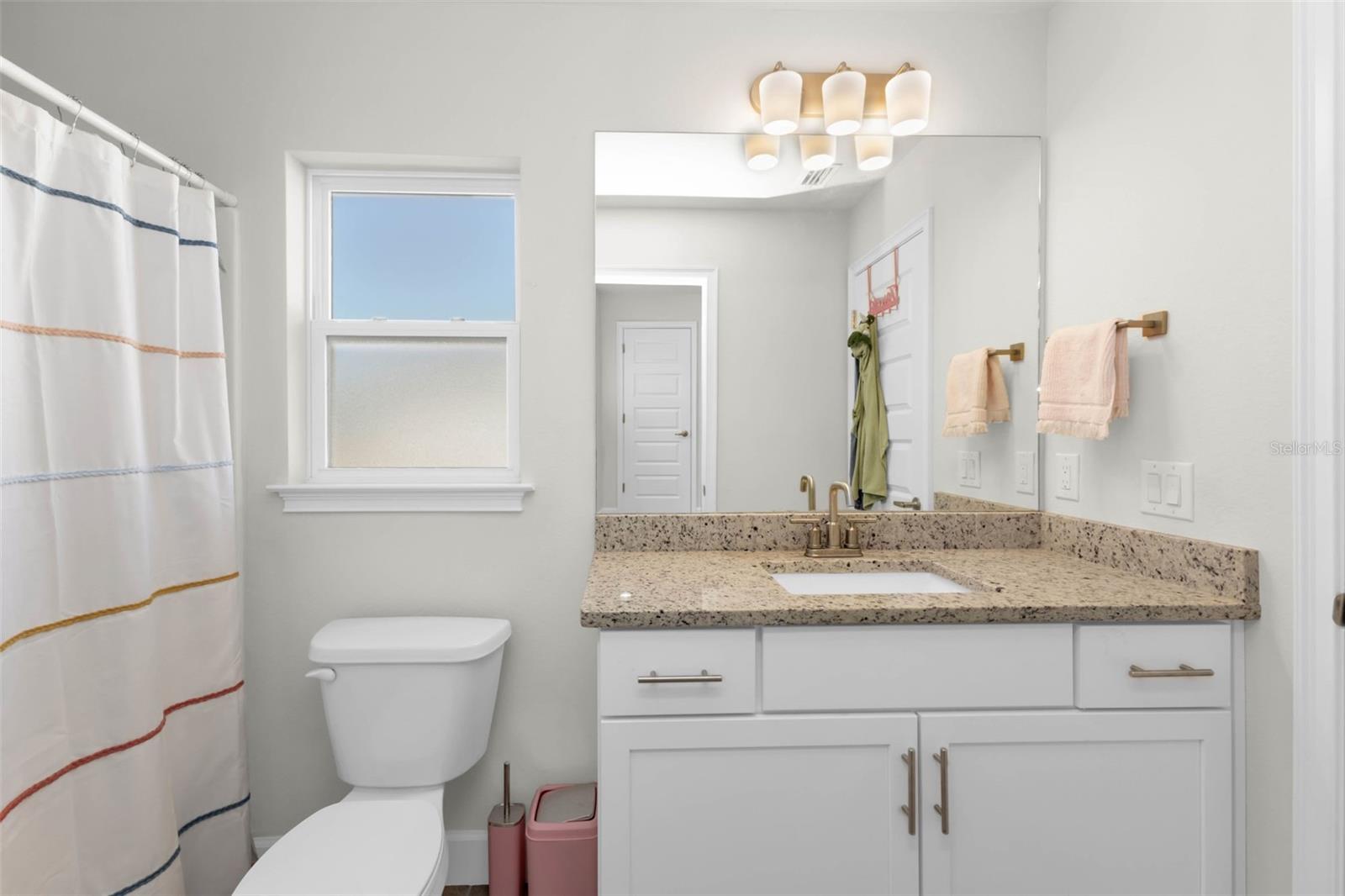 Image 37 of 51 For 23362 Ferndale Avenue