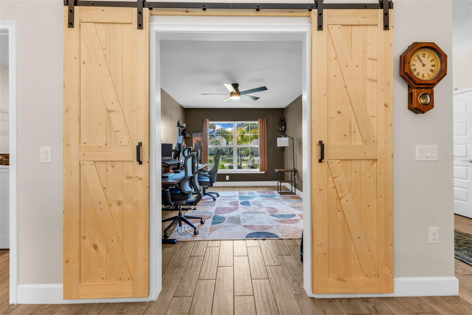 Image 6 of 51 For 23362 Ferndale Avenue