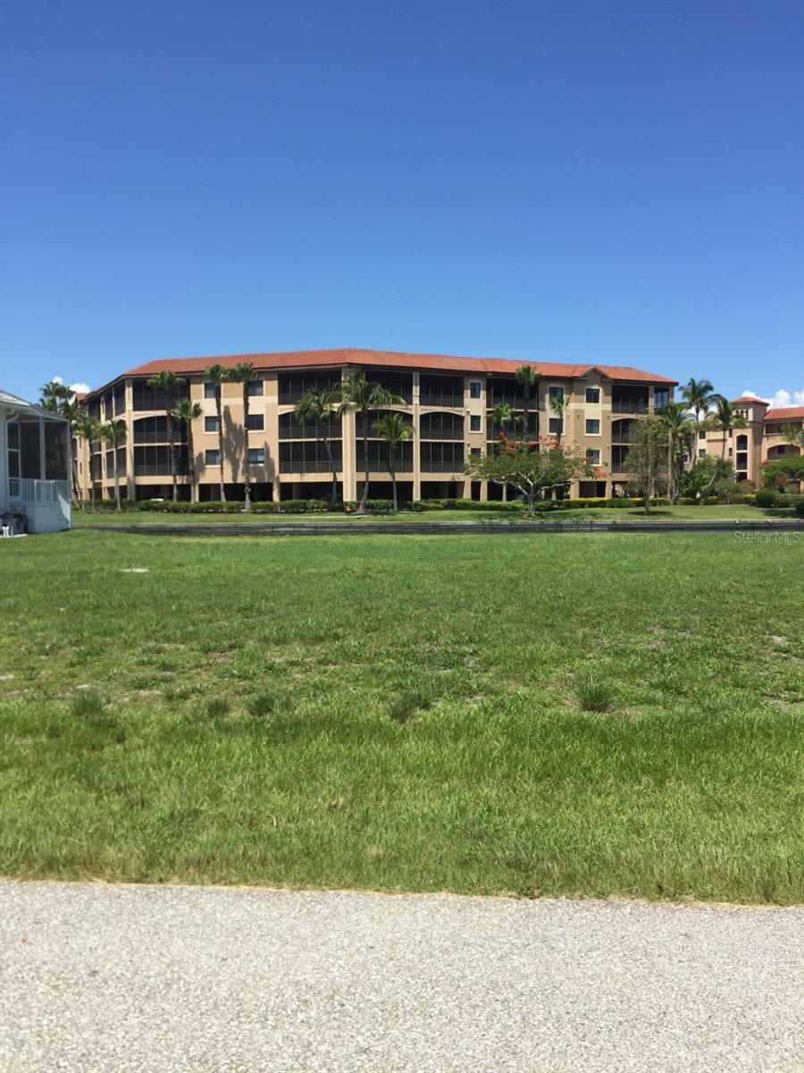 Image 2 of 10 For 85 Colony Point Drive