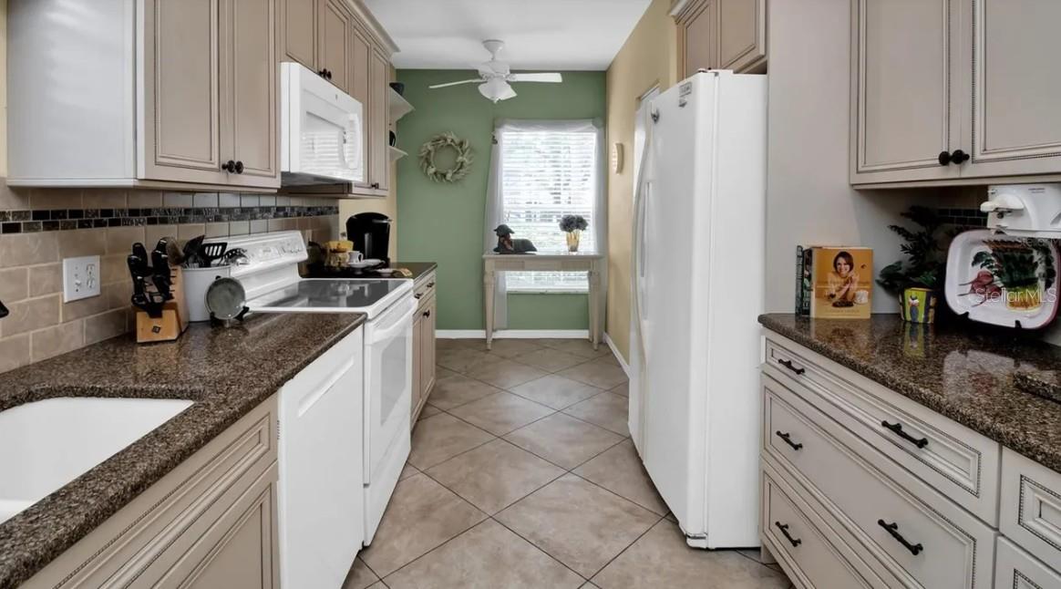 Image 12 of 20 For 19335 Water Oak Drive 108