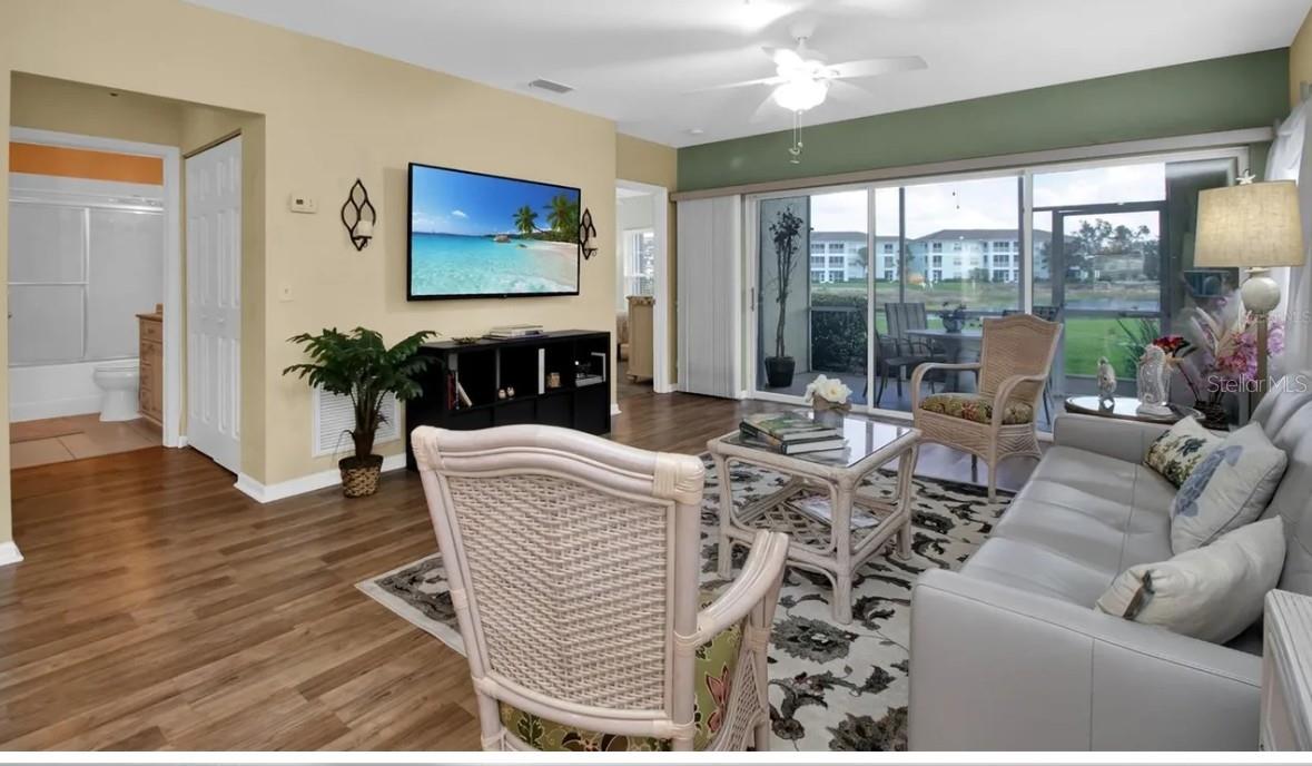 Image 15 of 20 For 19335 Water Oak Drive 108