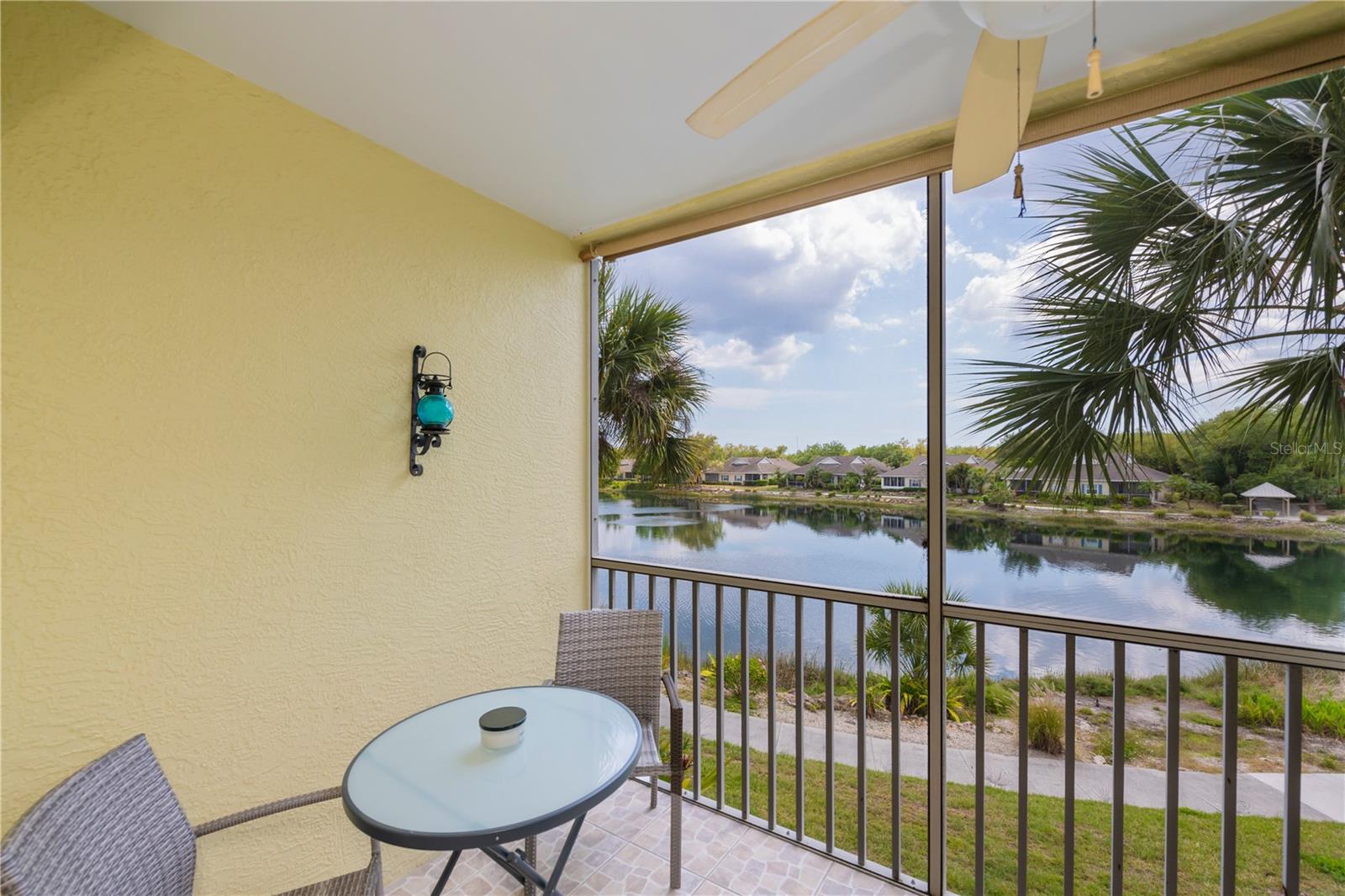 Image 16 of 70 For 19325 Water Oak Drive 204