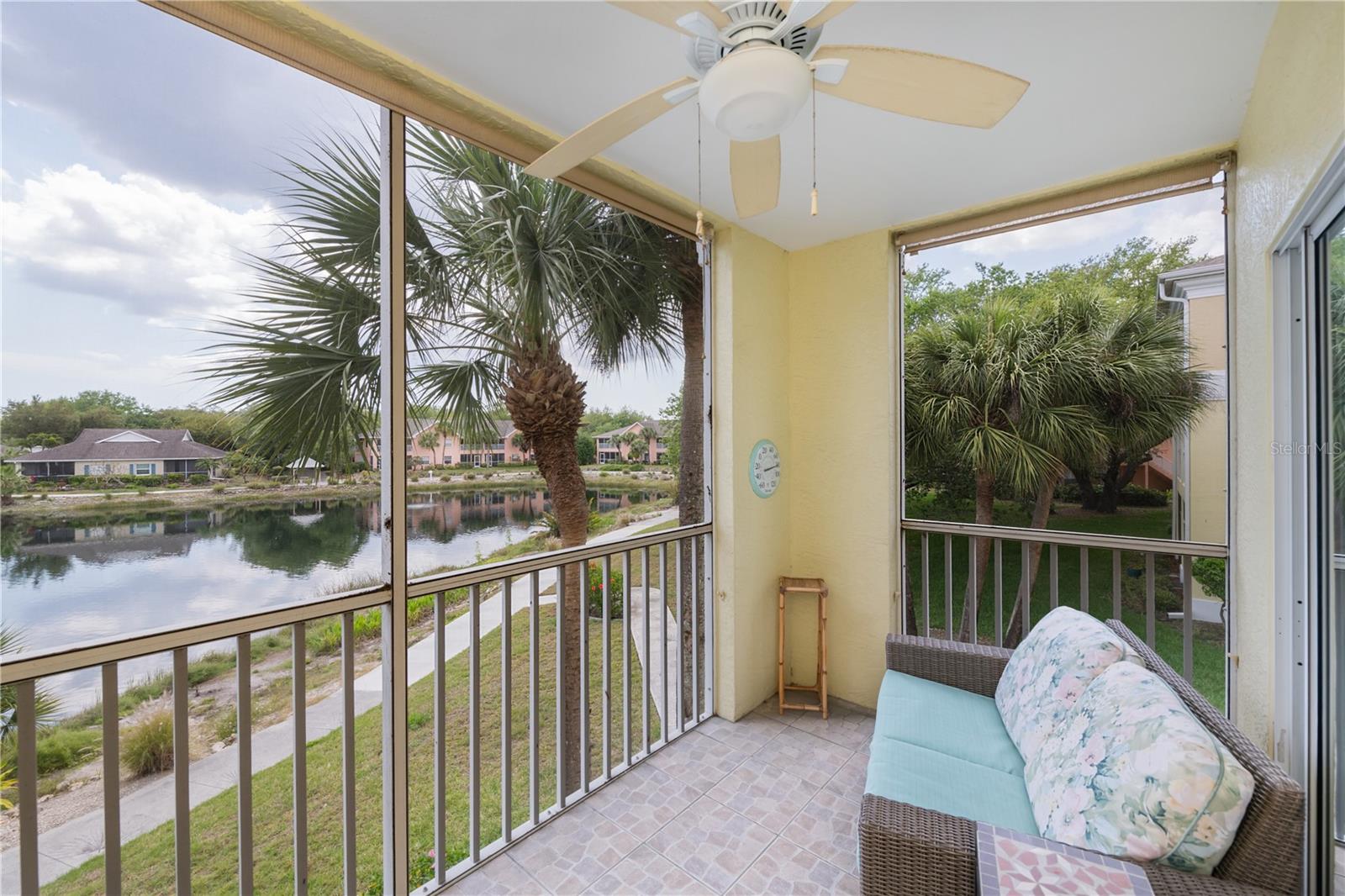 Image 18 of 70 For 19325 Water Oak Drive 204