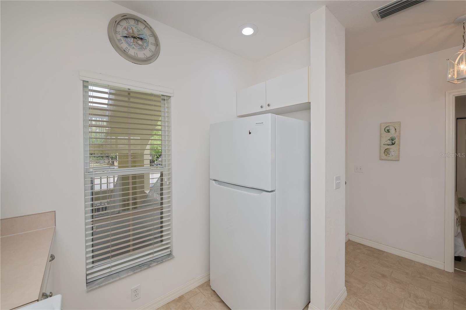 Image 23 of 70 For 19325 Water Oak Drive 204