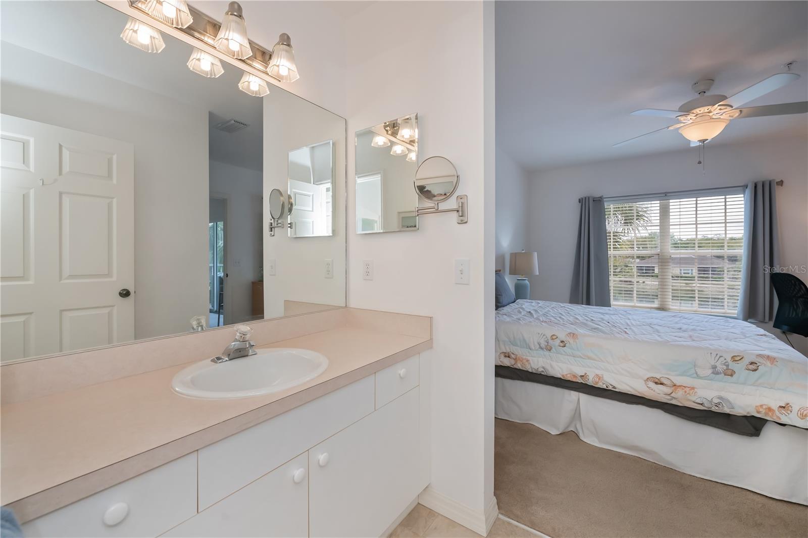 Image 32 of 70 For 19325 Water Oak Drive 204