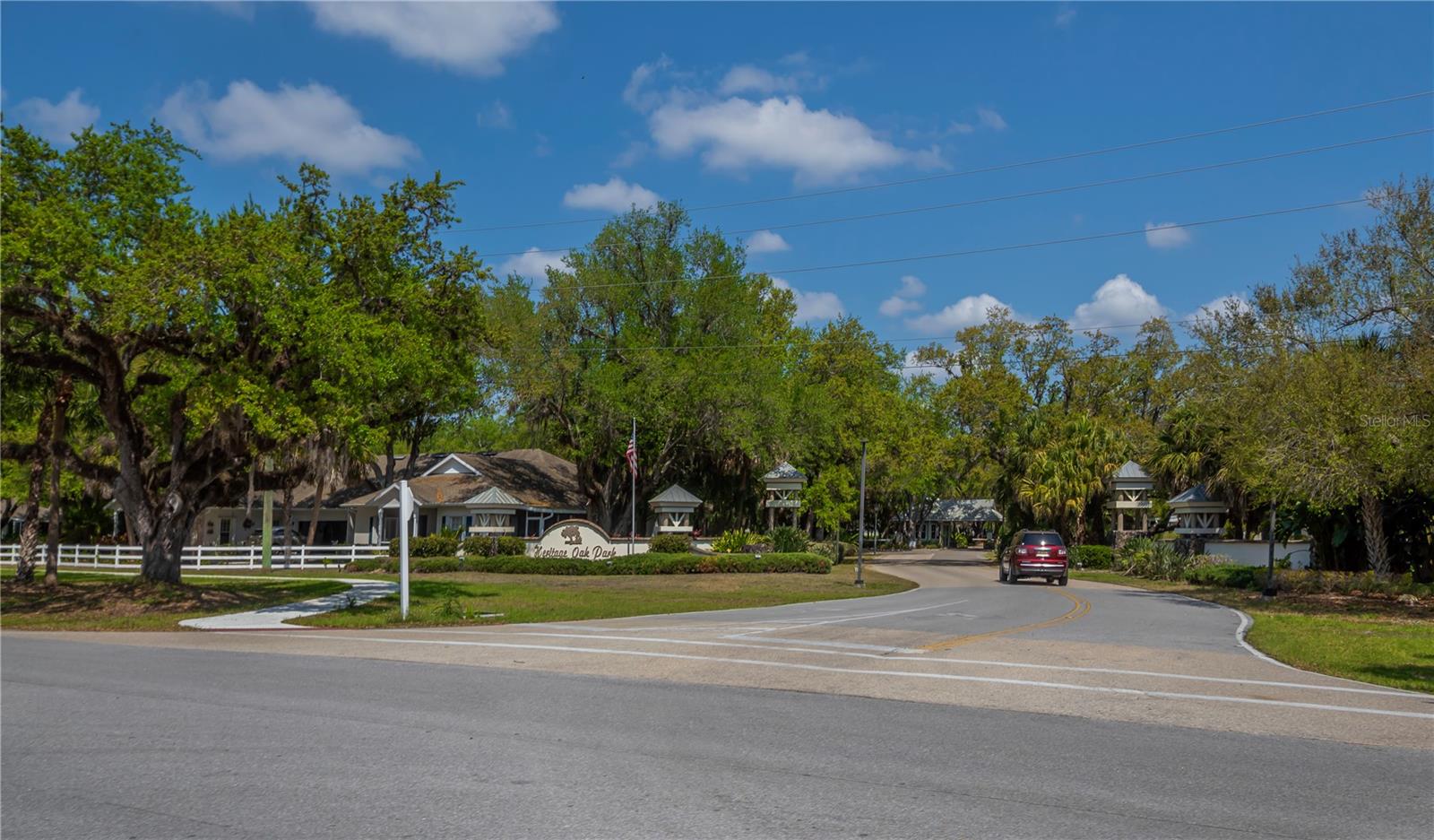 Image 46 of 70 For 19325 Water Oak Drive 204