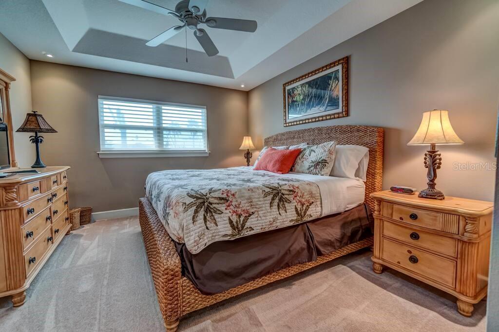 Image 24 of 48 For 241 17th Street N