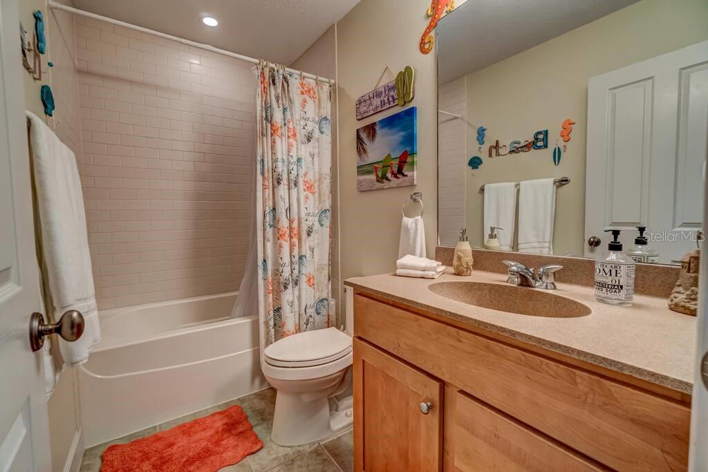 Image 31 of 48 For 241 17th Street N