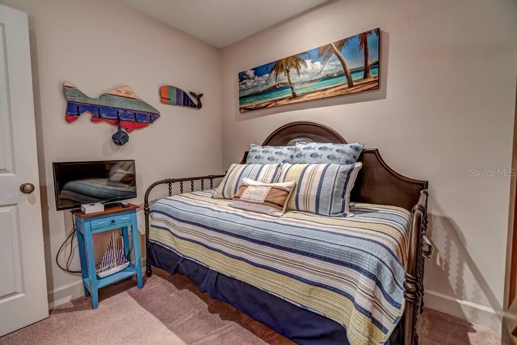 Image 39 of 48 For 241 17th Street N