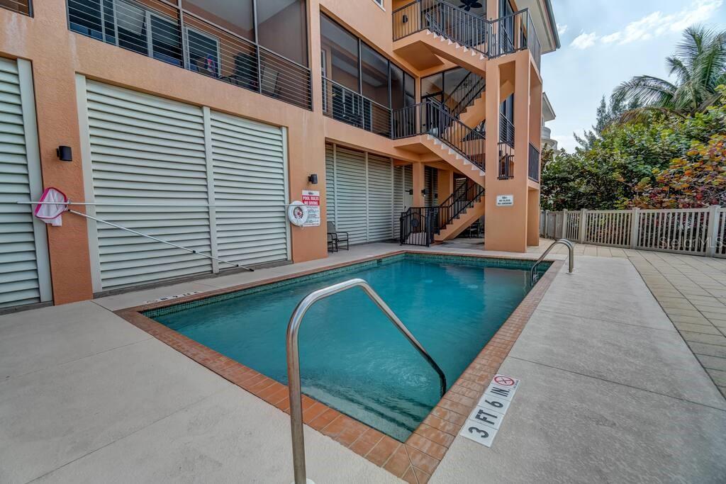 Image 44 of 48 For 241 17th Street N