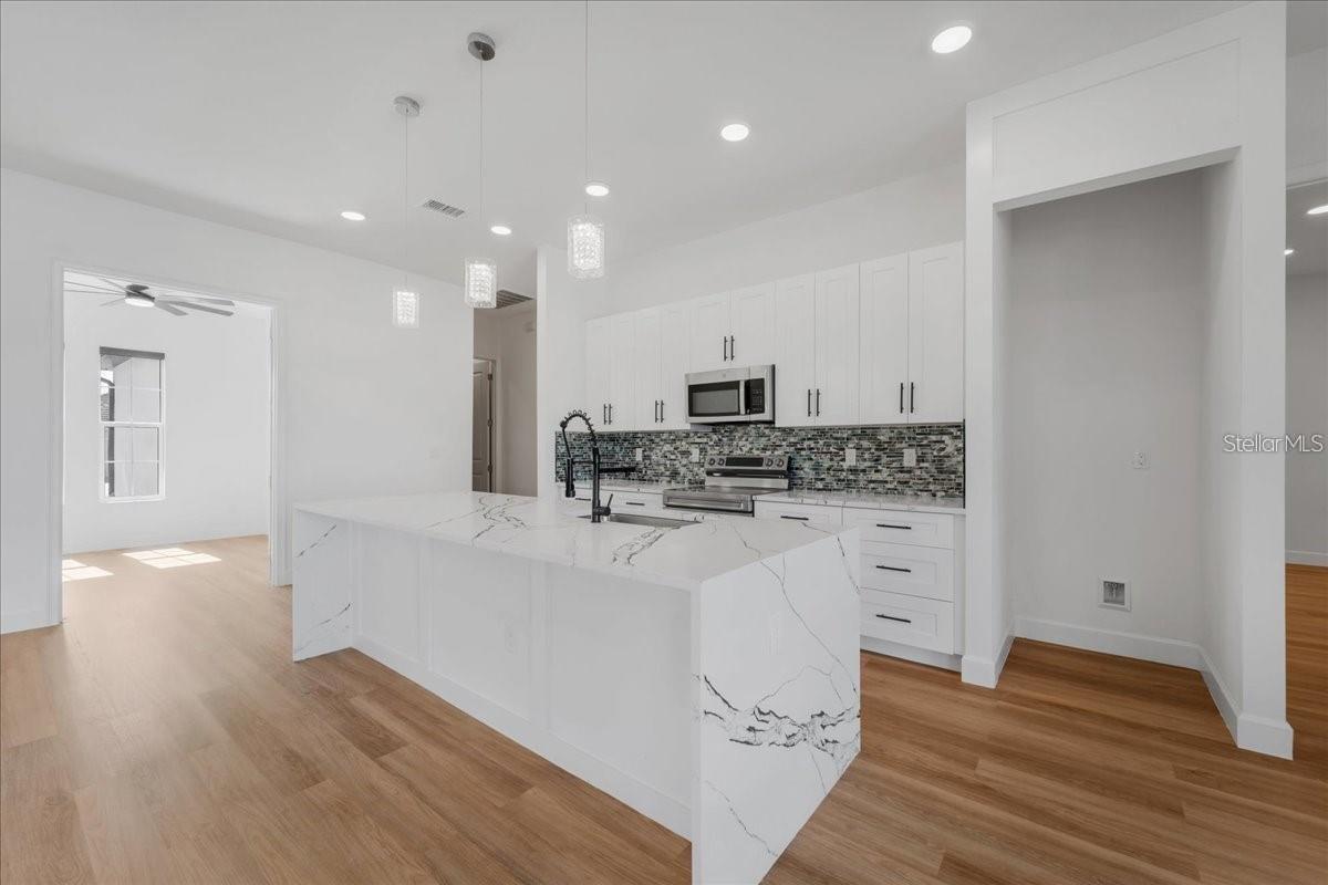 Image 13 of 70 For 15365 Taurus Circle