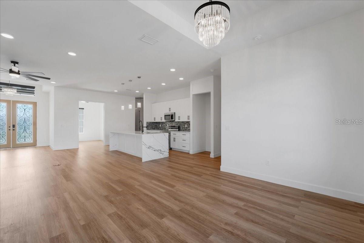 Image 19 of 70 For 15365 Taurus Circle