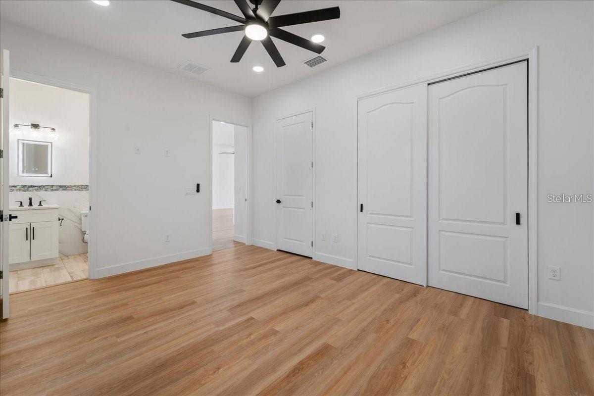 Image 44 of 70 For 15365 Taurus Circle