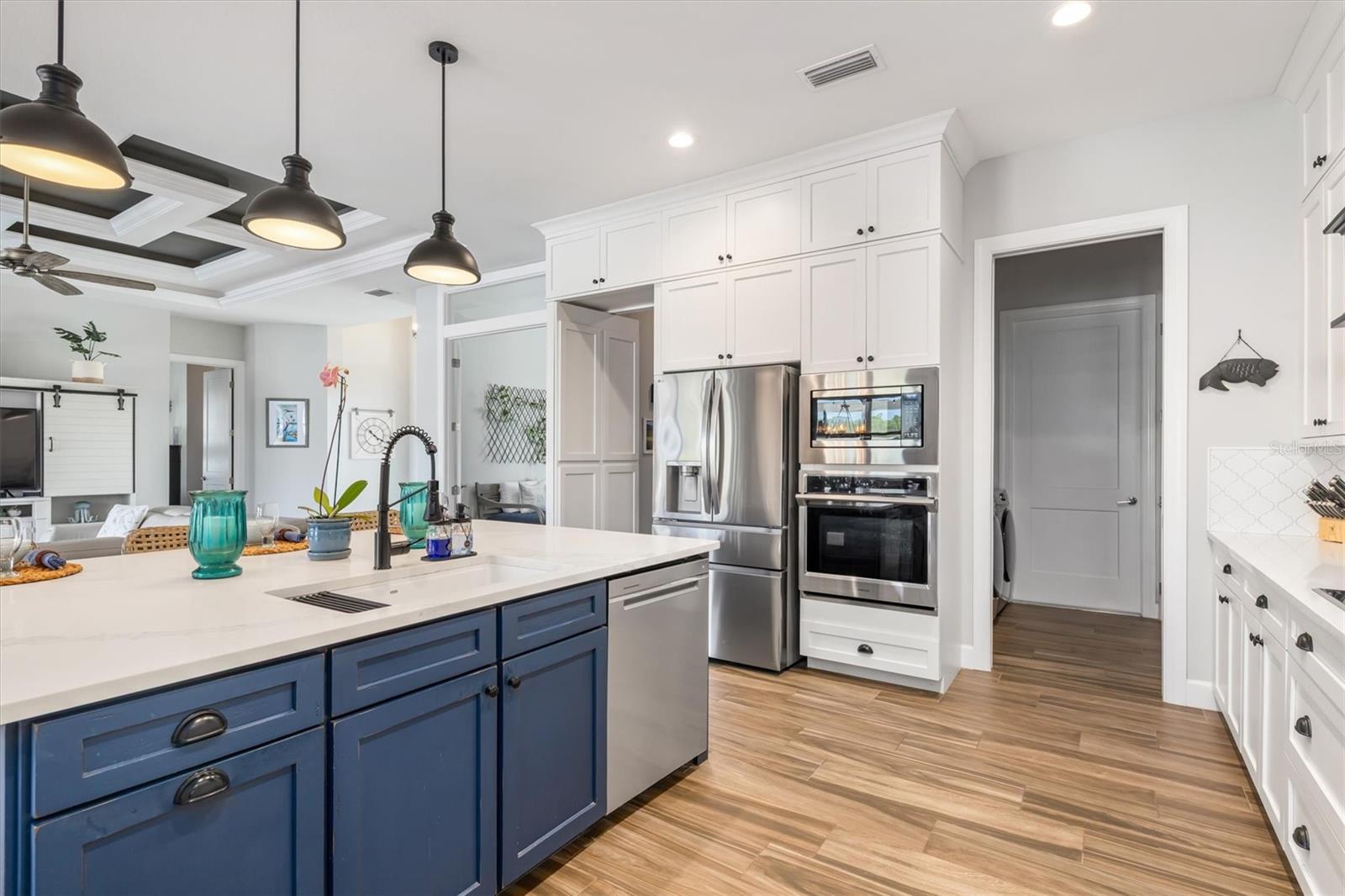 Image 10 of 67 For 8407 Dafoe Street