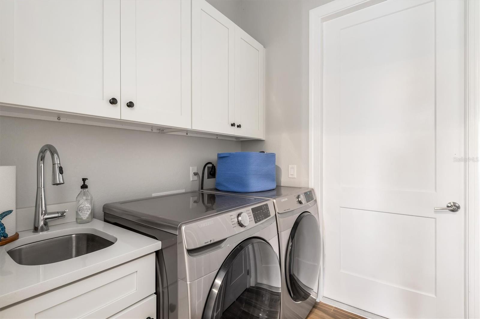 Image 11 of 67 For 8407 Dafoe Street