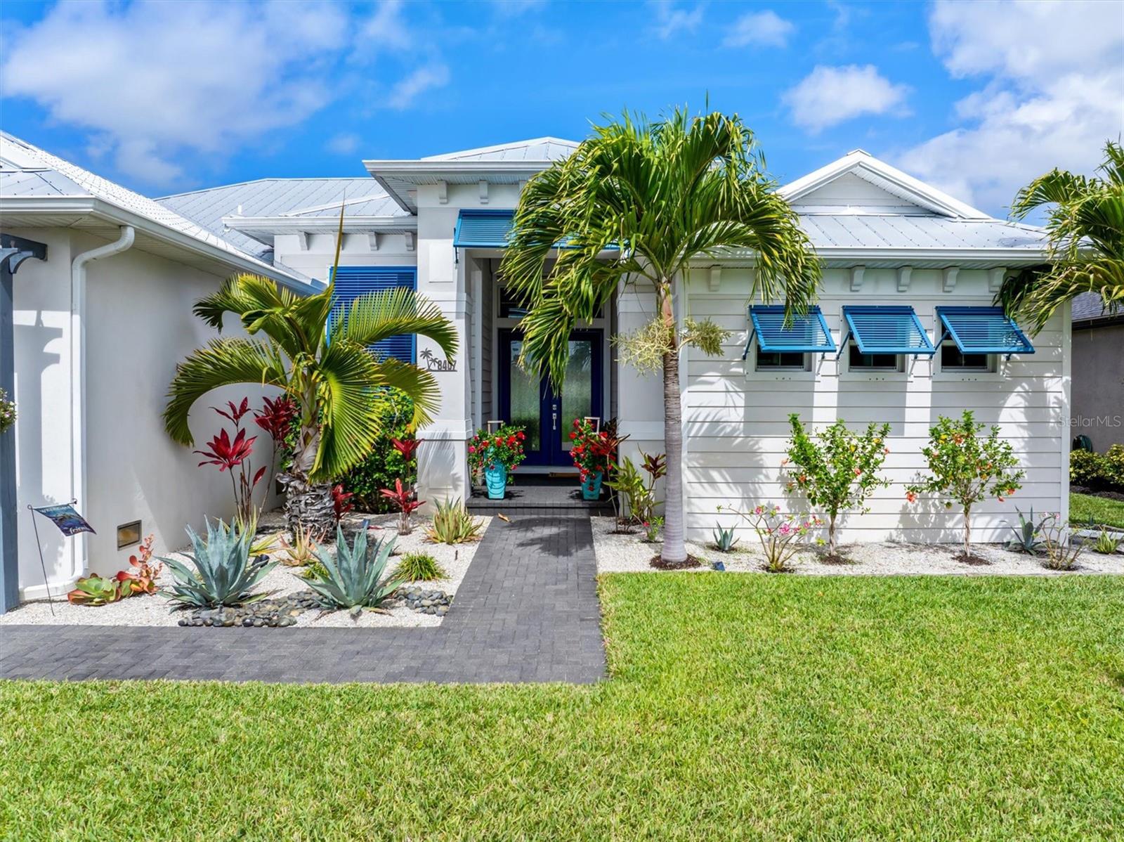 Image 2 of 67 For 8407 Dafoe Street