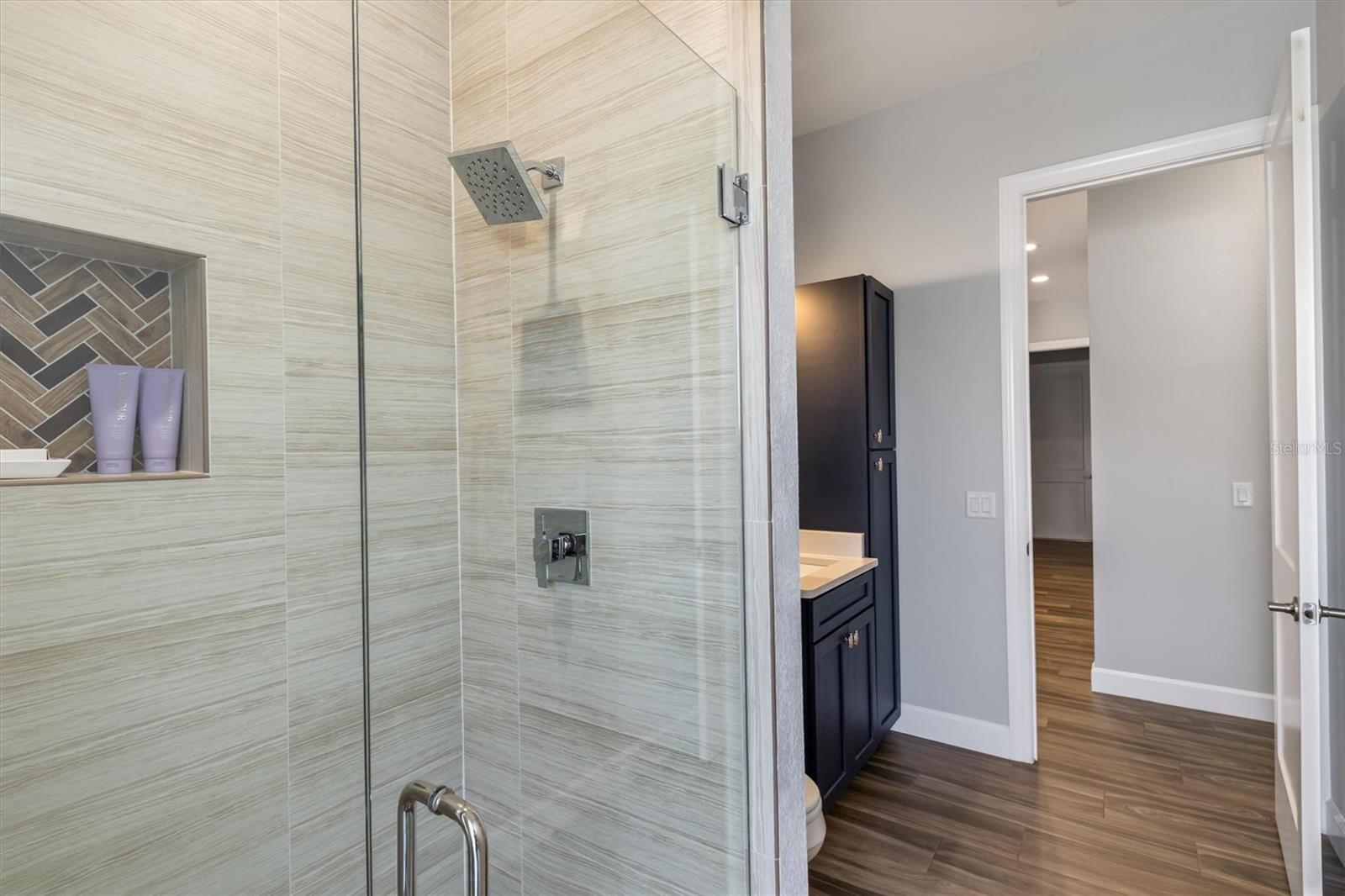 Image 31 of 67 For 8407 Dafoe Street