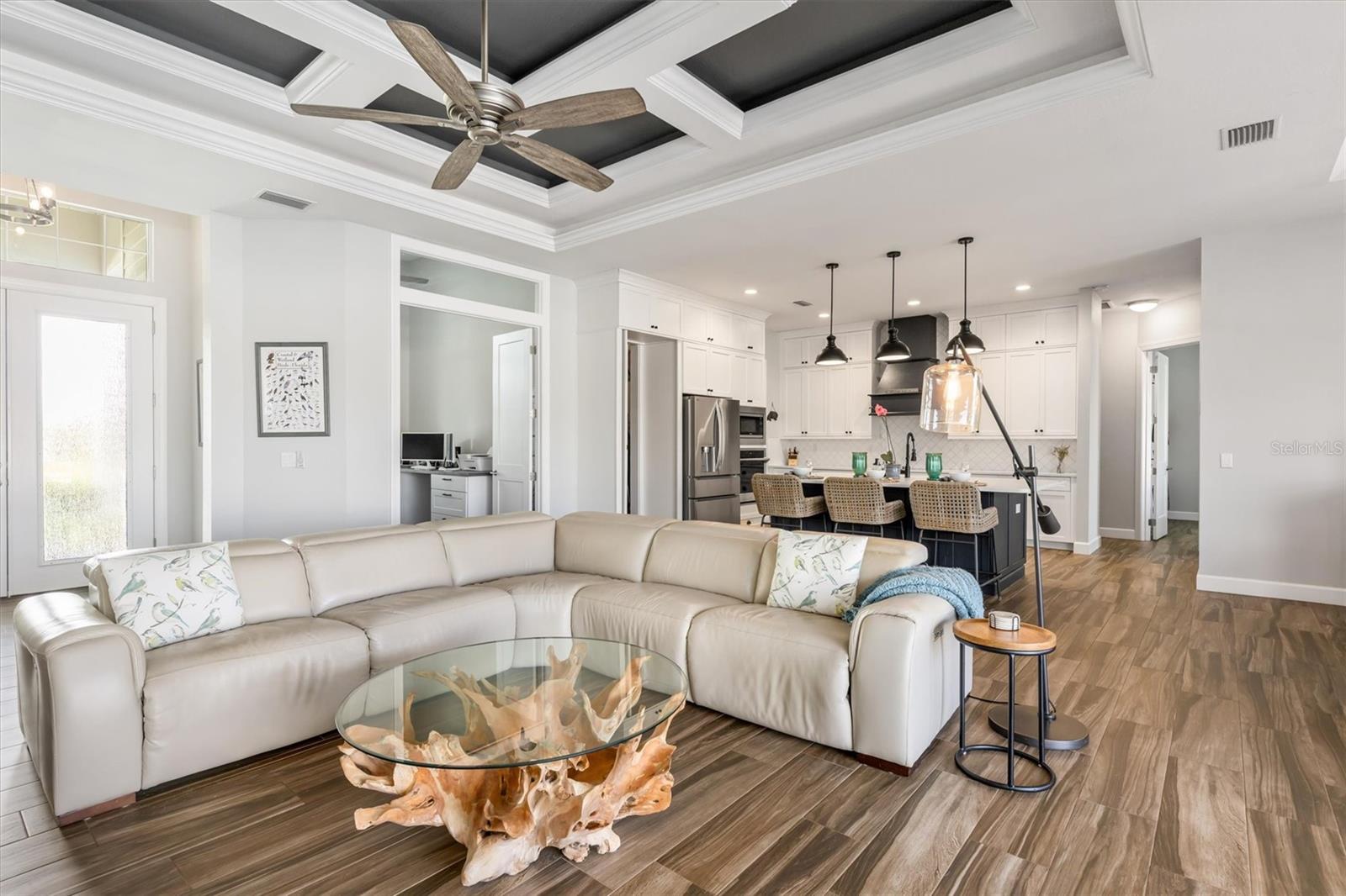 Image 8 of 67 For 8407 Dafoe Street