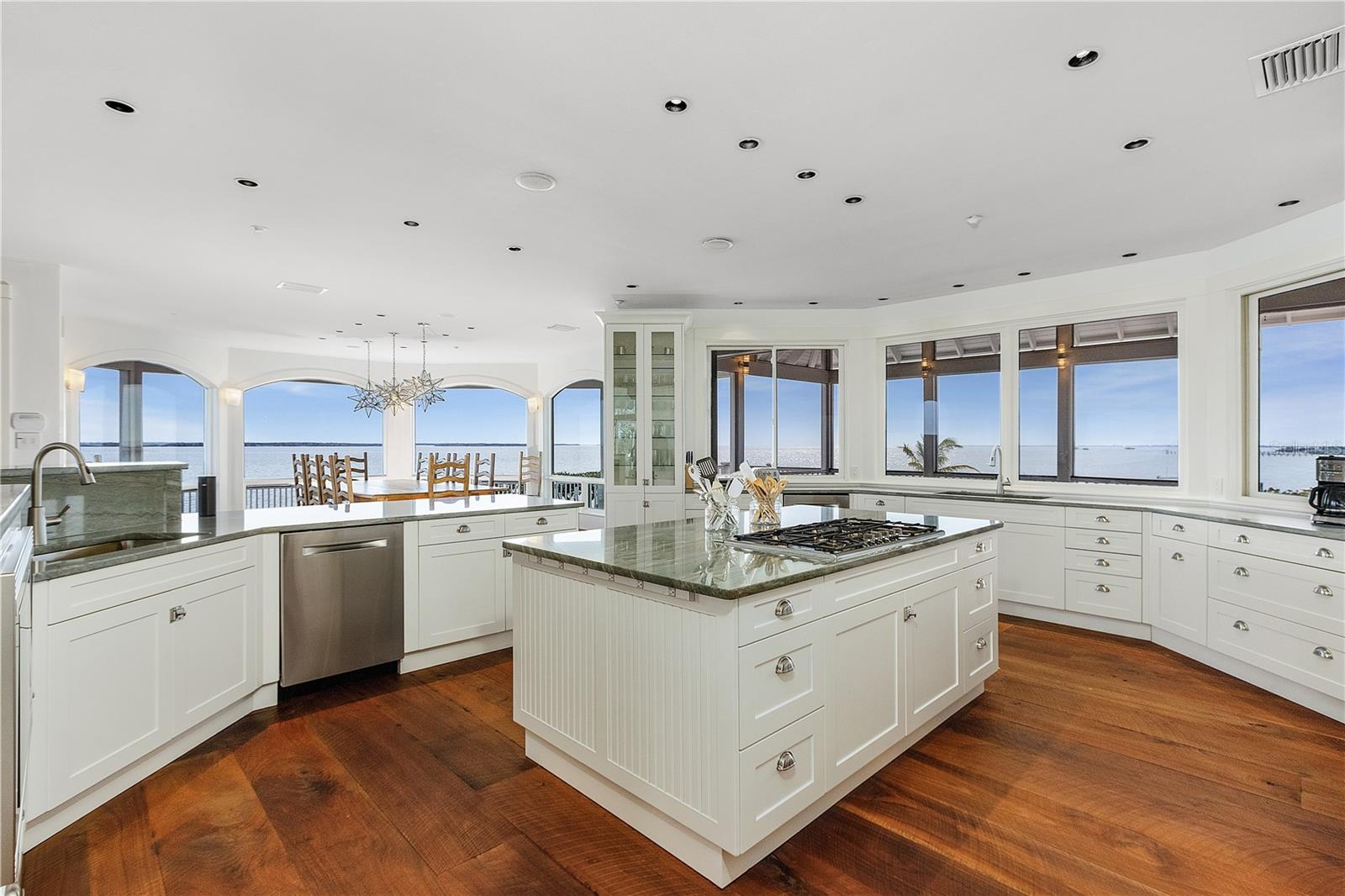 Image 24 of 51 For 203 Useppa Island