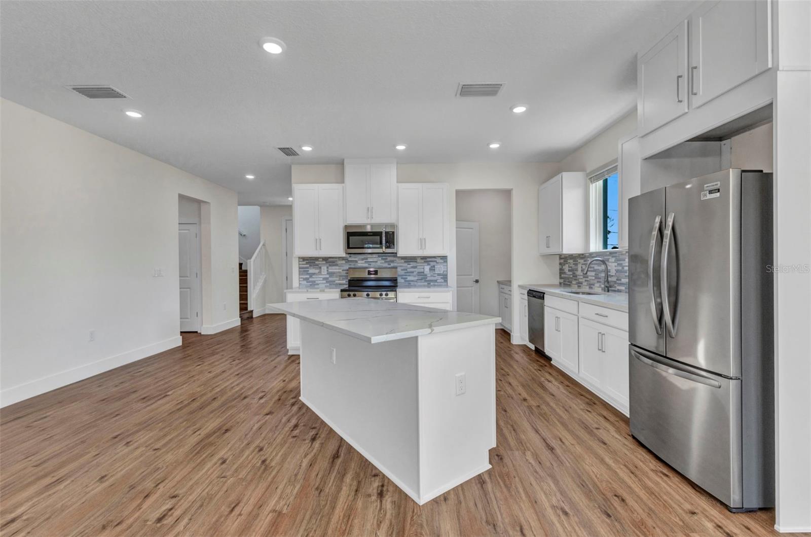 Image 11 of 63 For 14150 Ostrom Avenue