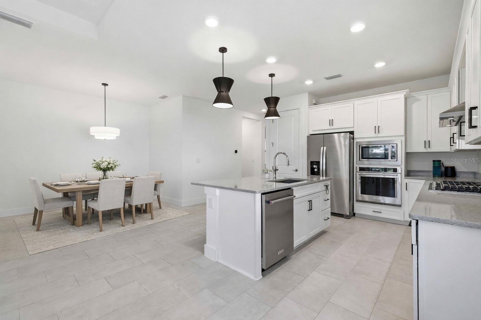 Image 10 of 39 For 18516 Dayspring Place