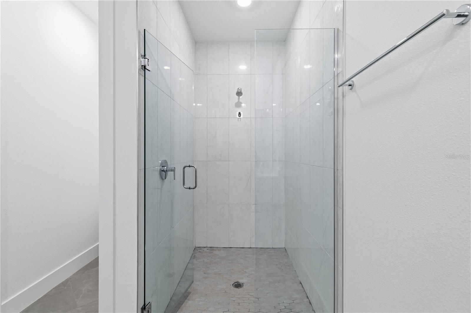 Image 17 of 39 For 18516 Dayspring Place