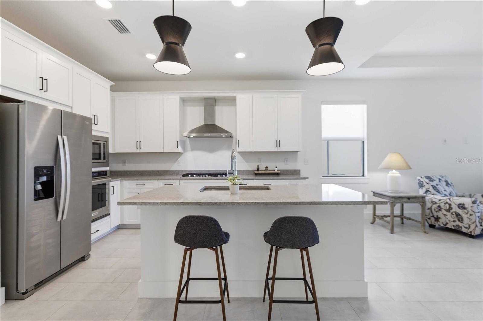 Image 7 of 39 For 18516 Dayspring Place