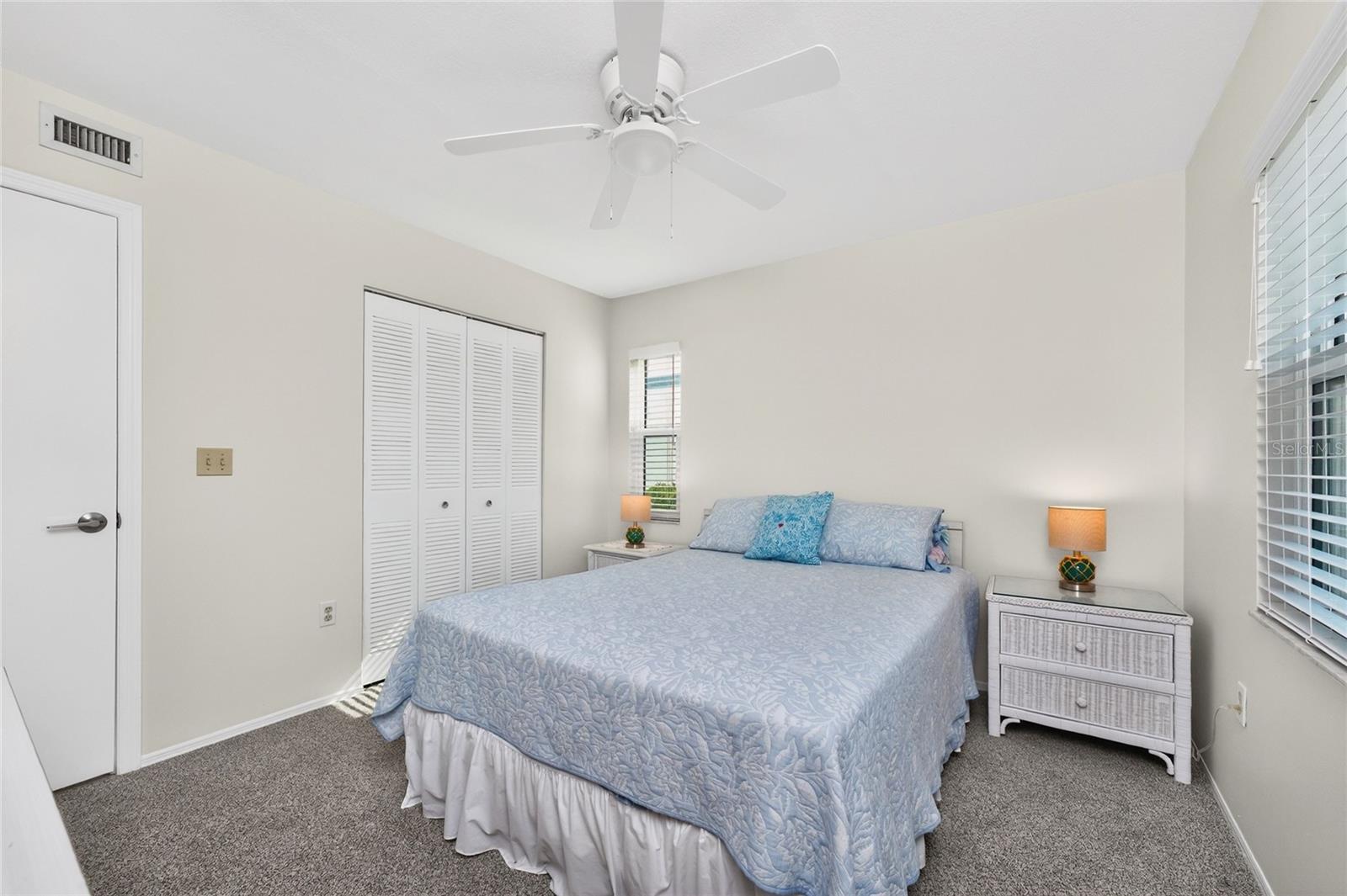 Image 17 of 52 For 26420 Rampart Boulevard 614