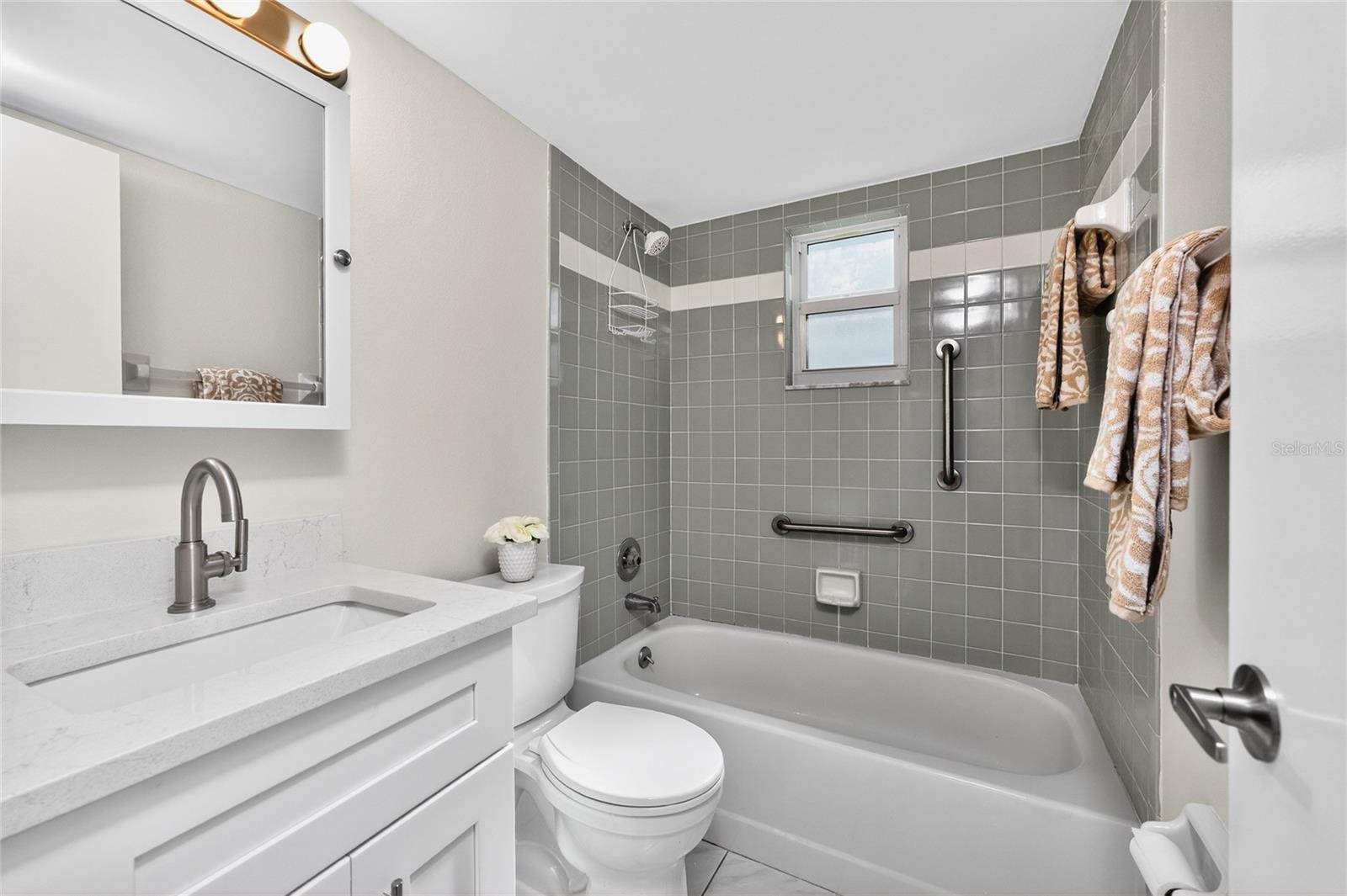 Image 19 of 52 For 26420 Rampart Boulevard 614