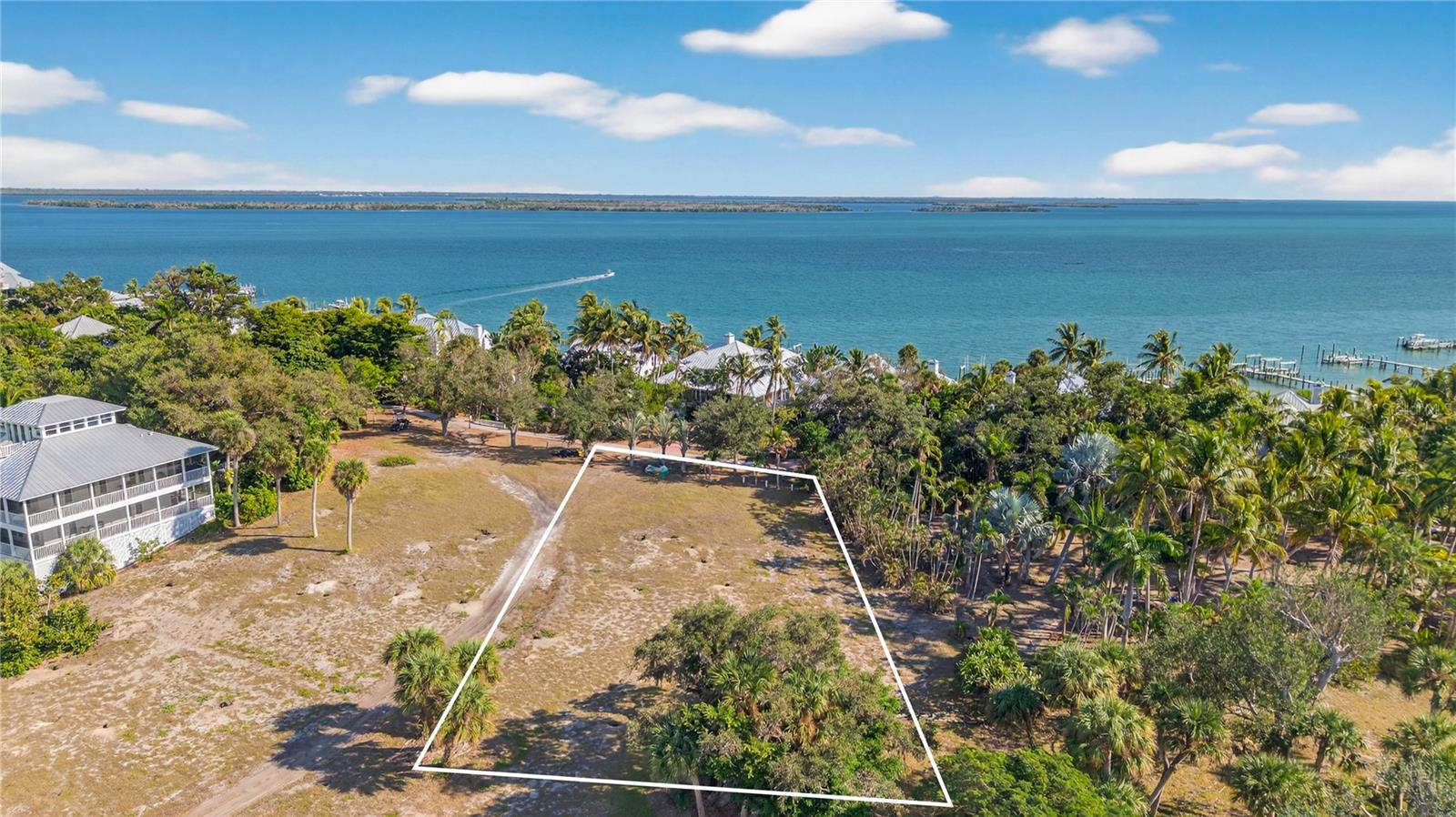 Image 5 of 26 For 326 Useppa Island